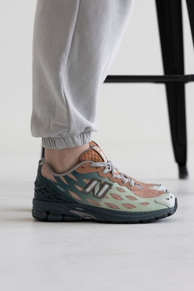 Кросівки New Balance 1906W New Spruce Light Sparrow 21244-Мультиколір-36 фото Кросівки New Balance 1906W New Spruce Light Sparrow 21244-Мультиколір-36 фото