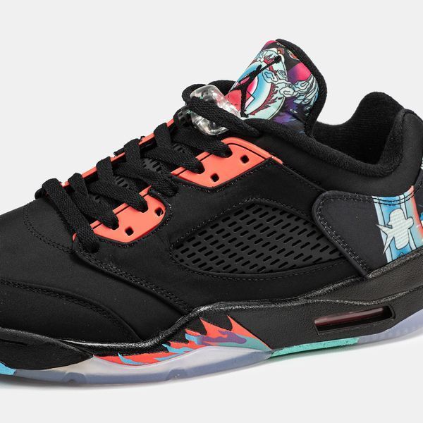 Кросівки Nike Air Jordan 5 Low Chinese New Year 19622-Чорний-36 фото Кросівки Nike Air Jordan 5 Low Chinese New Year 19622-Чорний-36 фото