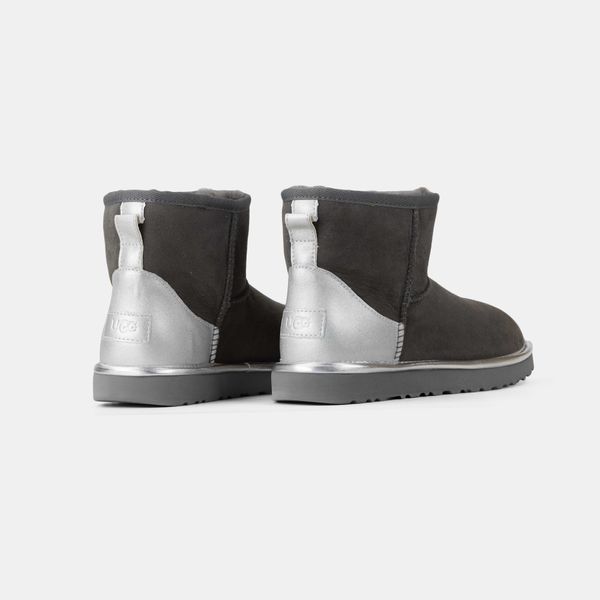 Уггі UGG Mini Dark Grey Silver 13957-Сірий-36 фото Уггі UGG Mini Dark Grey Silver 13957-Сірий-36 фото